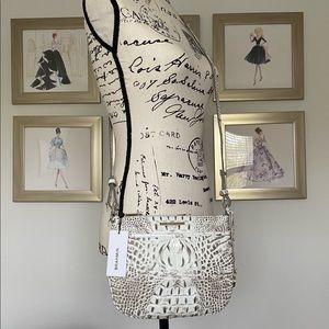 ✨NEW!✨BRAHMIN✨NWT! RARE MELBOURNE LEATHER SLEEK SLINGPACK SHOULDER CROSSBODY BAG